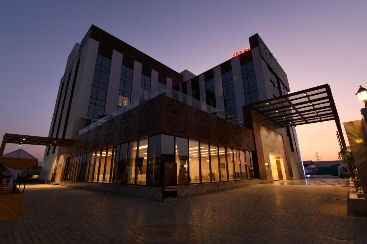 Hotel Harsha The Fern Shivamogga Exteriér fotografie