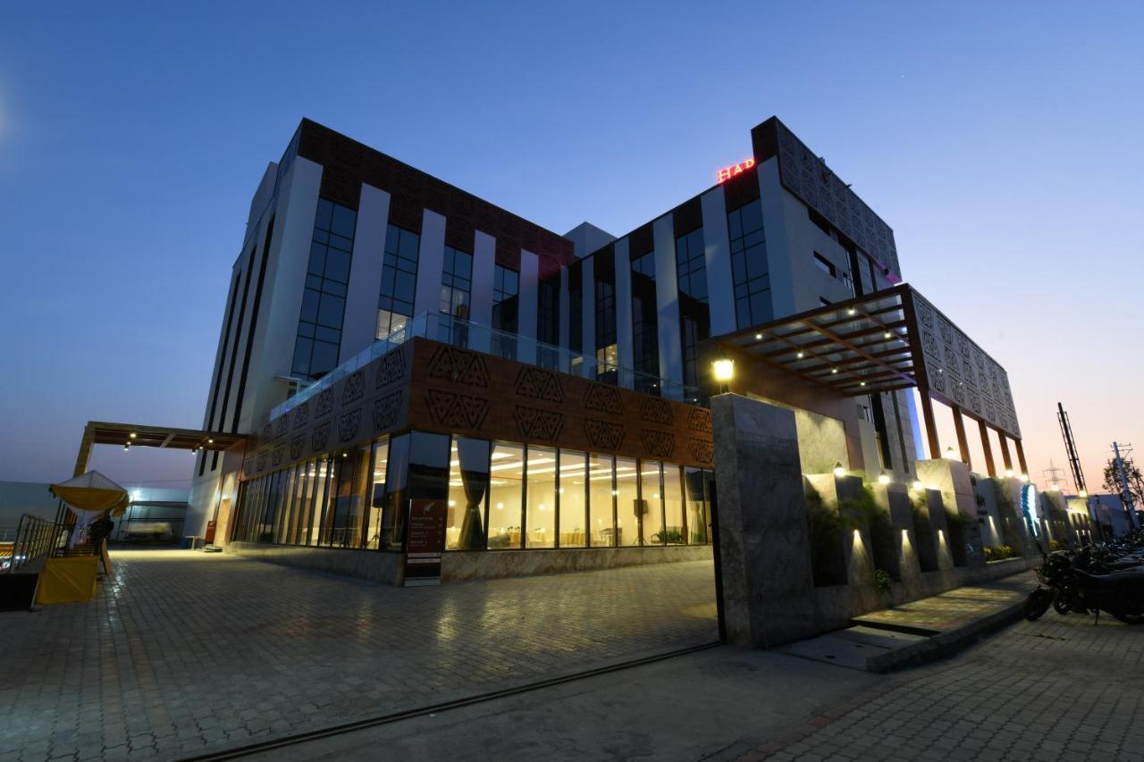 Hotel Harsha The Fern Shivamogga Exteriér fotografie